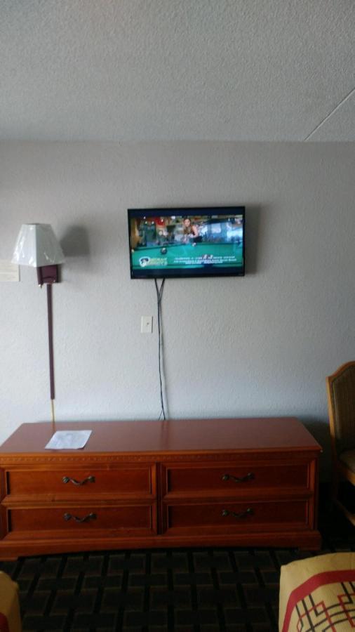 Happy Holiday Motel Myrtle Beach Buitenkant foto